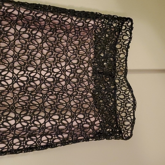 Ann Taylor Black Dress Size 0 - Picture 4 of 8